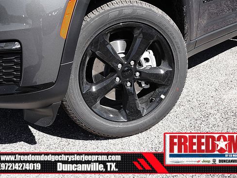 New 2025 Jeep Grand Cherokee L Limited image 9