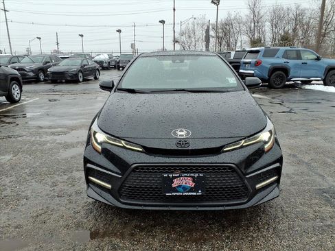 Certified 2022 Toyota Corolla XSE image 2