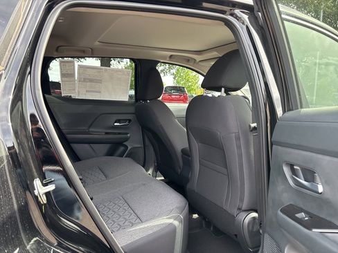 New 2026 Nissan Kicks SV w/ SV Premium Package image 17