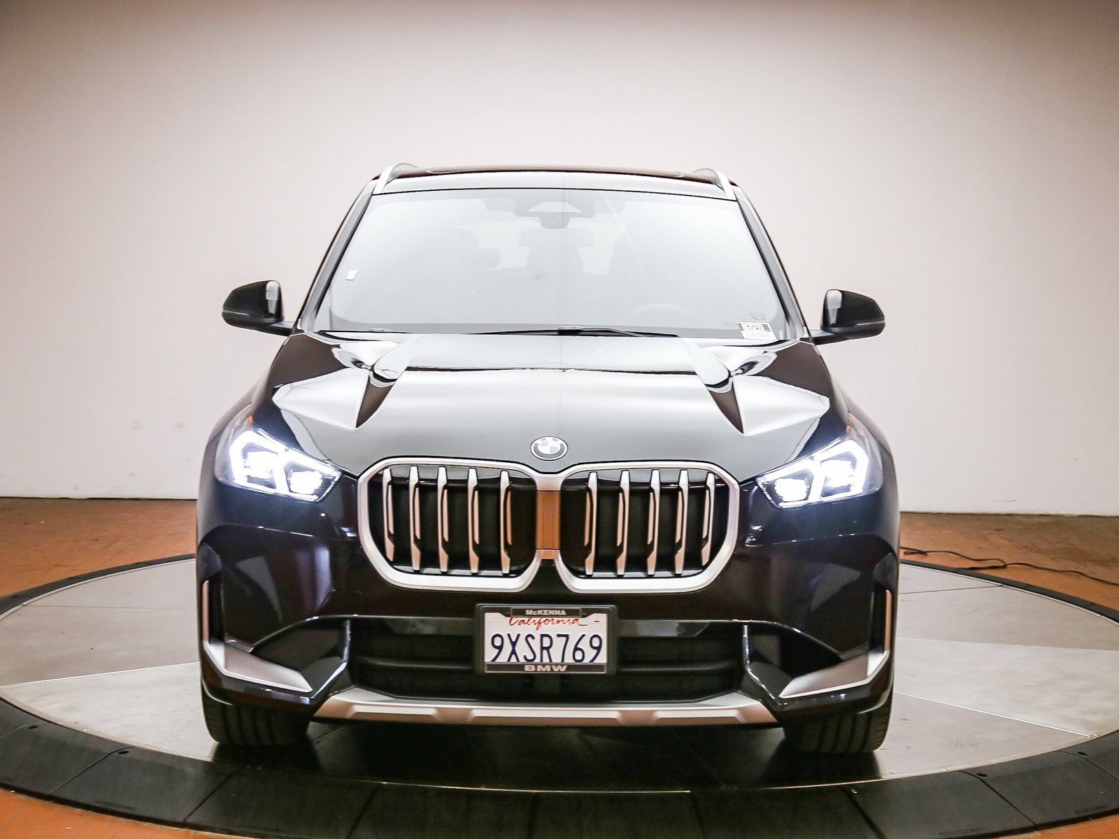 Used 2026 BMW X1 xDrive28i w/ Convenience Package AWD/4WD image 2