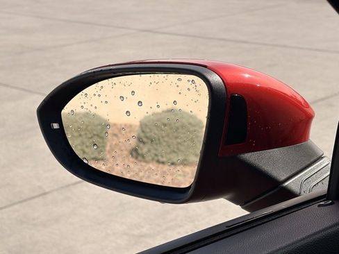 Used 2025 Volkswagen GTI SE image 6