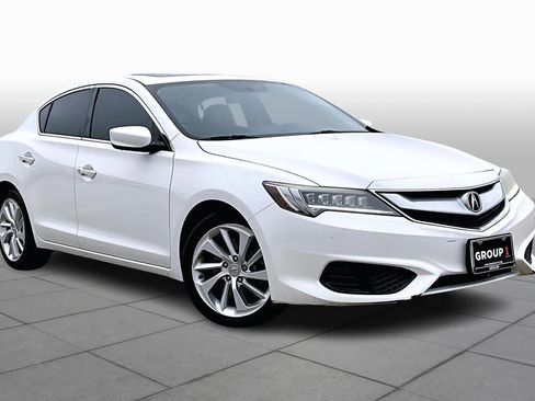 Used 2016 Acura ILX image 2