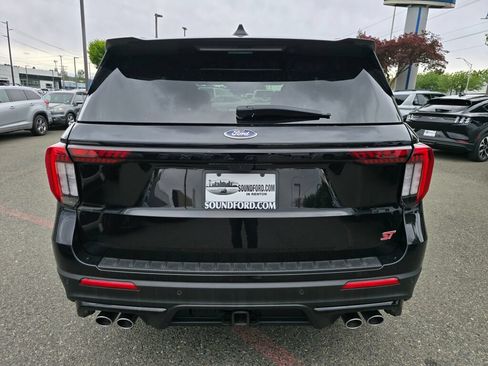 Used 2025 Ford Explorer ST AWD/4WD image 4