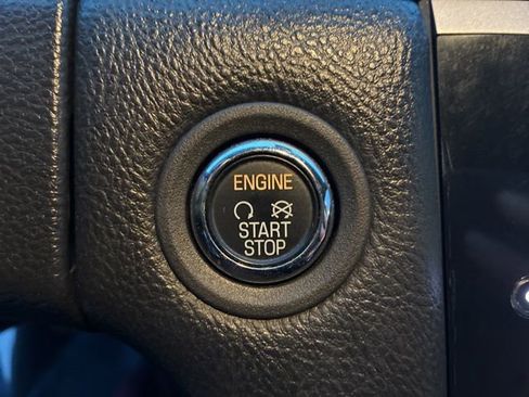 Used 2017 Ford Taurus Limited image 34