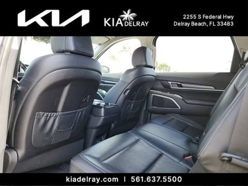 Used 2024 Kia Telluride LX FWD image 16