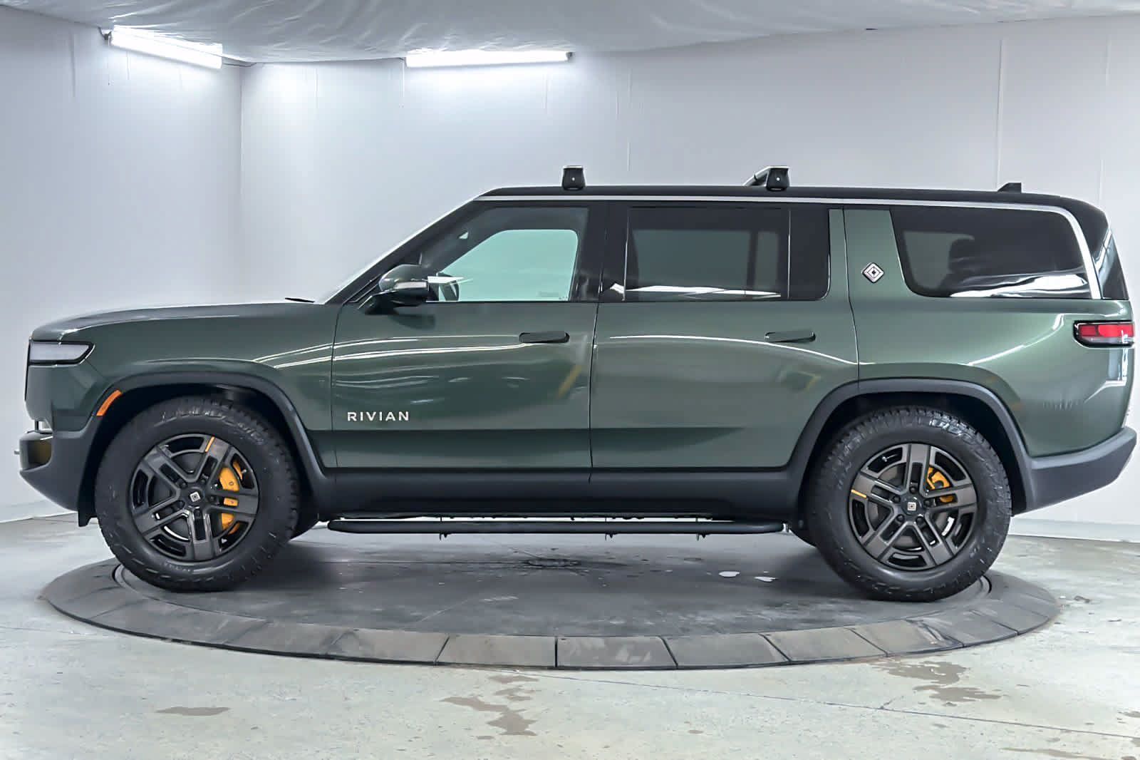Used 2023 Rivian R1S Adventure Quad AWD/4WD image 5
