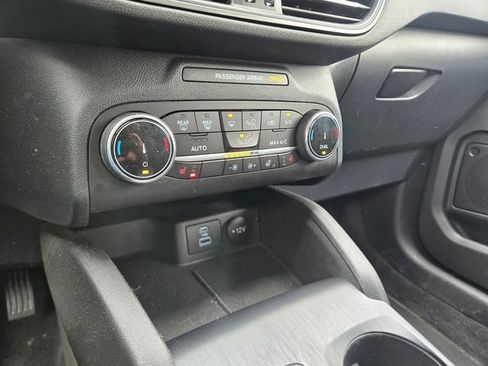 Certified 2023 Ford Escape Active AWD/4WD image 13