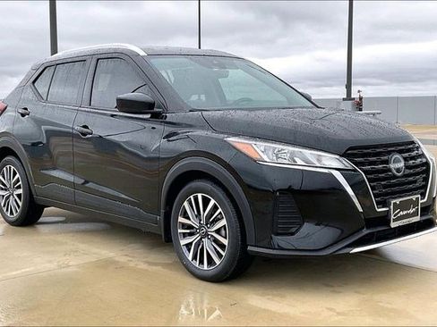 Used 2023 Nissan Kicks SV w/ Interior Electronics Package image 13