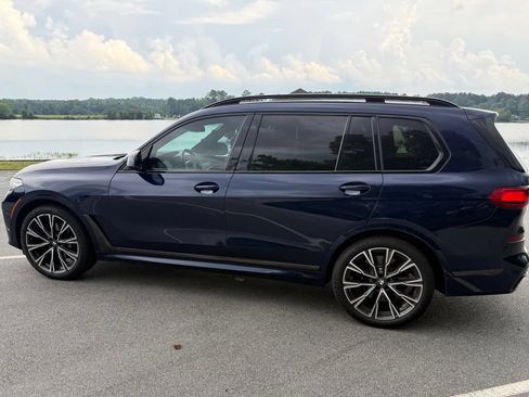 Used 2021 BMW X7 M50i AWD/4WD image 7