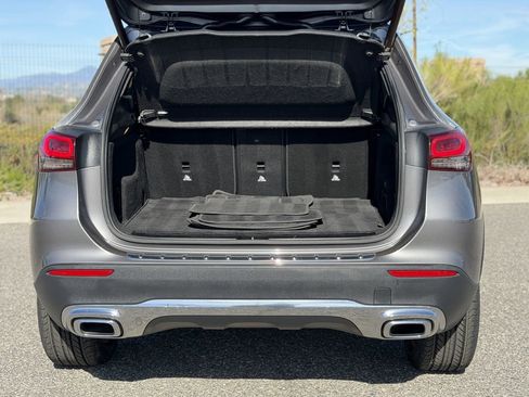 Used 2021 Mercedes-Benz GLA 250 4MATIC image 13