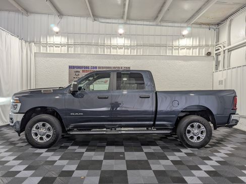 Used 2026 RAM 2500 Big Horn AWD/4WD image 2