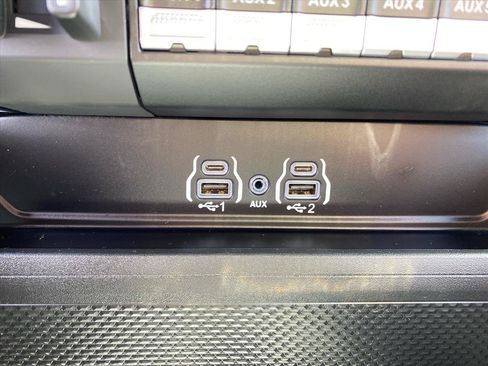 Used 2025 RAM 3500 Big Horn AWD/4WD image 13