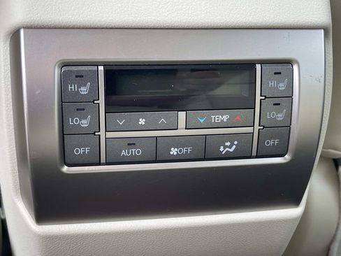 Used 2016 Lexus GX 460 w/ Premium Package AWD/4WD image 16