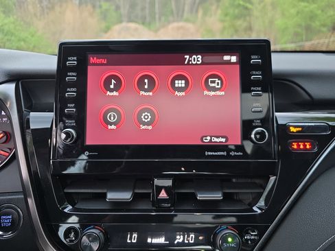 Used 2022 Toyota Camry XSE image 20