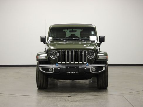 Used 2022 Jeep Wrangler Unlimited Sahara w/ Safety Group image 3