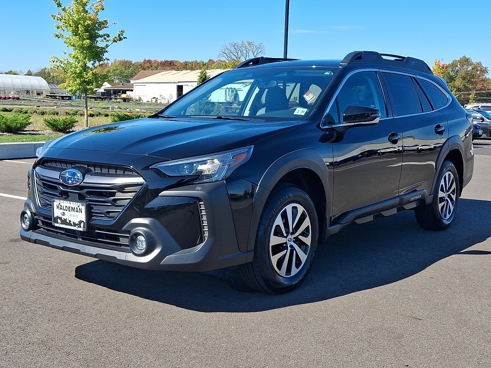 Certified 2025 Subaru Outback Premium AWD/4WD image 3