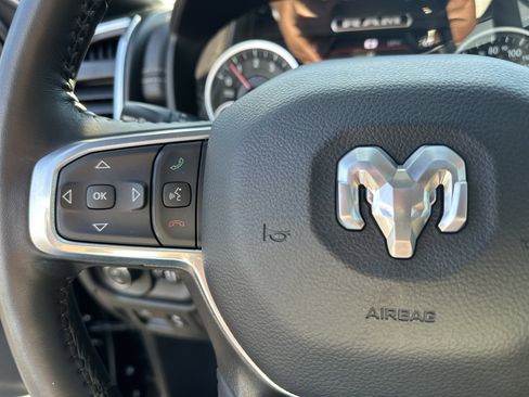 Used 2023 RAM 1500 Laramie AWD/4WD image 26