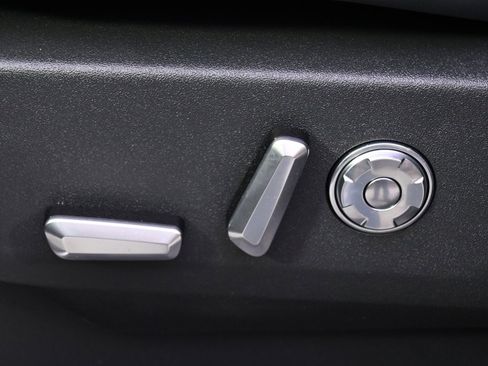 New 2026 Lincoln Navigator L Reserve w/ Jet Appearance Package image 14