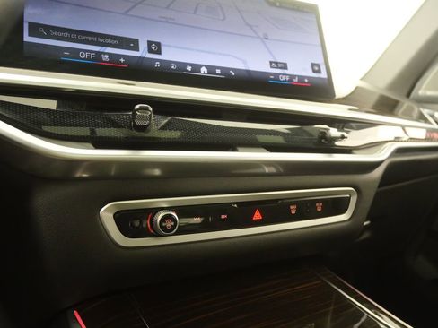 Used 2024 BMW X5 xDrive40i w/ Premium Package image 24