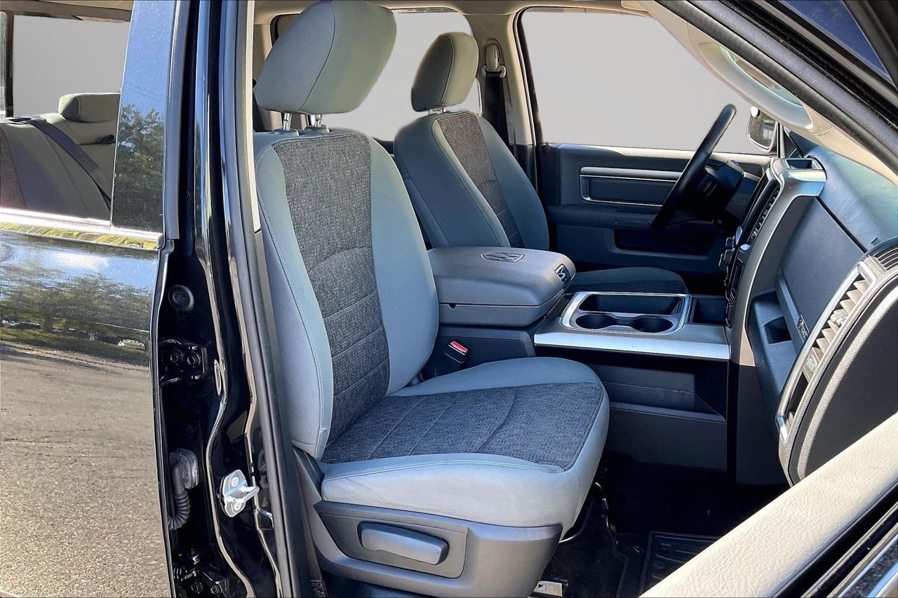 Certified 2017 RAM 1500 Big Horn AWD/4WD image 23