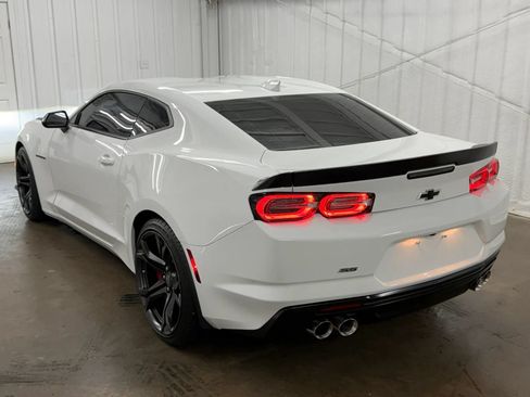 Used 2023 Chevrolet Camaro SS RWD image 7