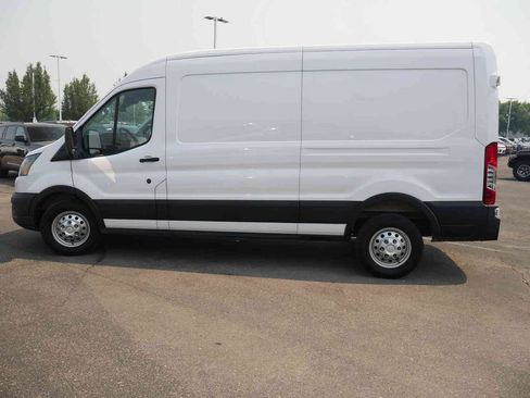 Used 2025 Ford Transit 250 148 Medium Roof Extended AWD image 5