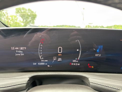 Used 2024 Cadillac XT4 Premium Luxury FWD image 28