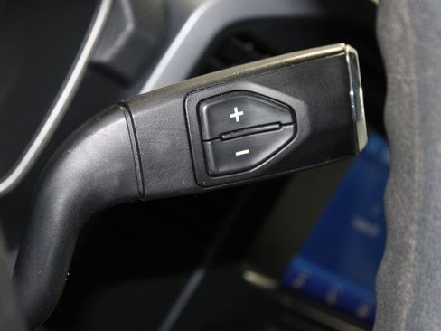 Used 2023 Ford F150 XLT image 38