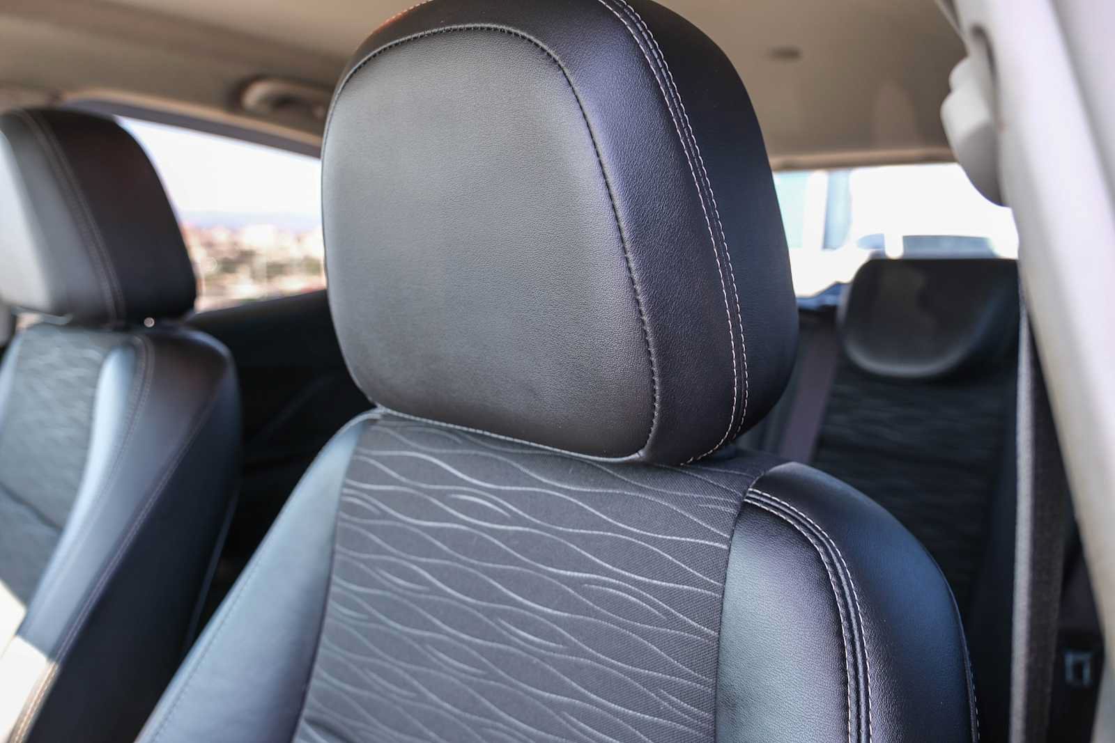 Used 2016 Buick Encore AWD image 22