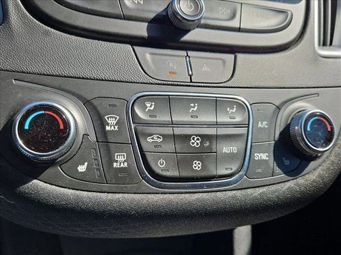 Used 2024 Chevrolet Malibu LT image 13