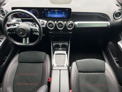 Certified 2024 Mercedes-Benz GLB 250 image 16