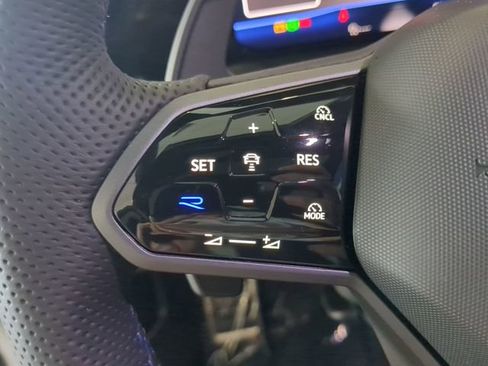 New 2026 Volkswagen Golf image 27