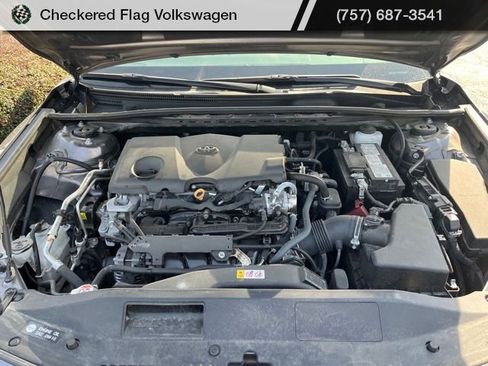 Used 2024 Toyota Camry XSE image 30