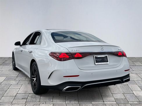 New 2026 Mercedes-Benz E 350 4MATIC Sedan image 4