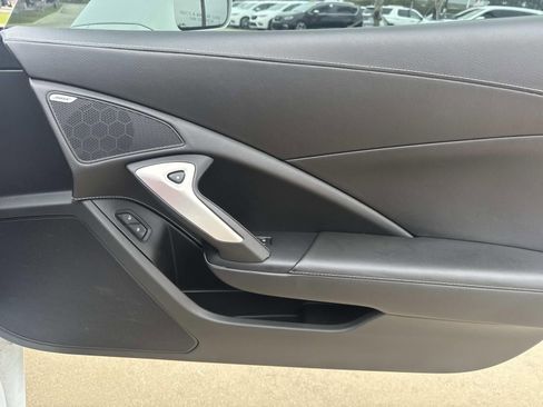 Used 2019 Chevrolet Corvette Stingray Convertible w/ Battery Protection Package RWD image 12