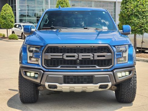 Used 2019 Ford F150 Raptor w/ Equipment Group 802A Luxury AWD/4WD image 2