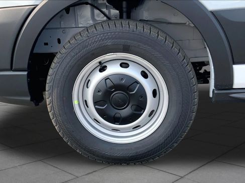 New 2026 Ford Transit 150 148 Medium Roof w/ Load Area Protection Package RWD image 8