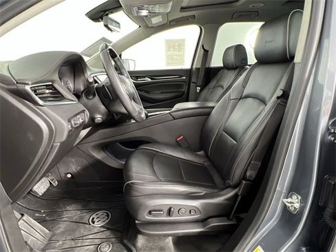 Certified 2020 Buick Enclave Avenir w/ Avenir Technology Package image 20