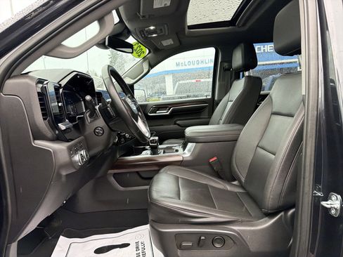 Used 2023 GMC Sierra 1500 SLT w/ SLT Premium Plus Package image 10