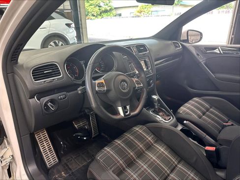 Used 2012 Volkswagen GTI 4-Door FWD image 19