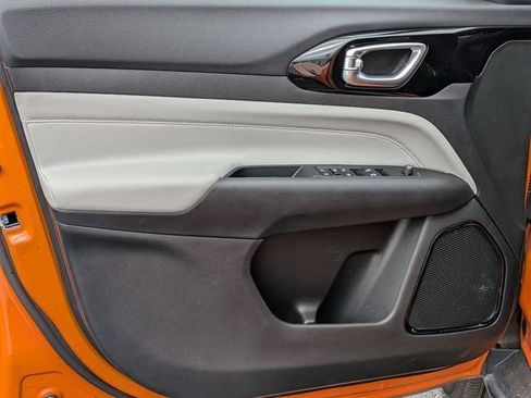 New 2026 Jeep Compass Limited AWD/4WD image 12