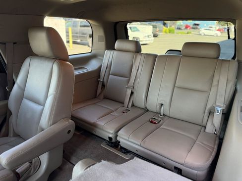 Used 2013 Chevrolet Tahoe LTZ AWD/4WD image 15