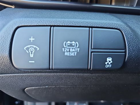 New 2026 Hyundai Elantra Sport image 25