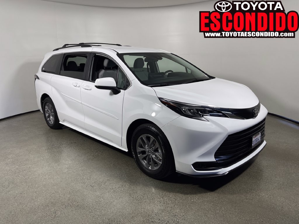 Certified 2026 Toyota Sienna LE FWD 360° Tour