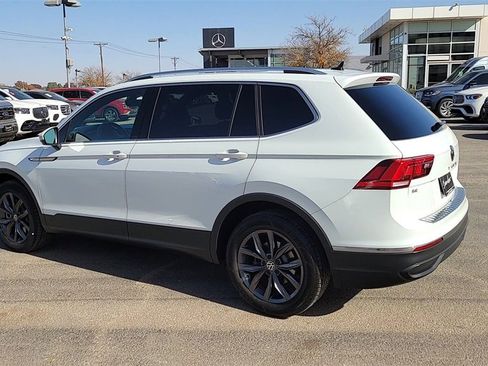 Used 2022 Volkswagen Tiguan SE image 6