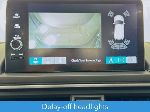 Used 2025 Honda Pilot Touring image 19