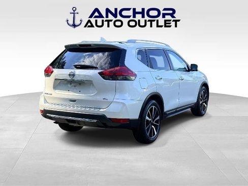 Used 2017 Nissan Rogue SL w/ SL Premium Package FWD image 8