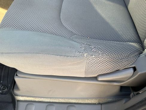 Used 2014 Nissan Frontier SV image 20