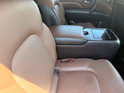 Used 2022 INFINITI QX80 Premium Select w/ Cargo Package RWD image 12
