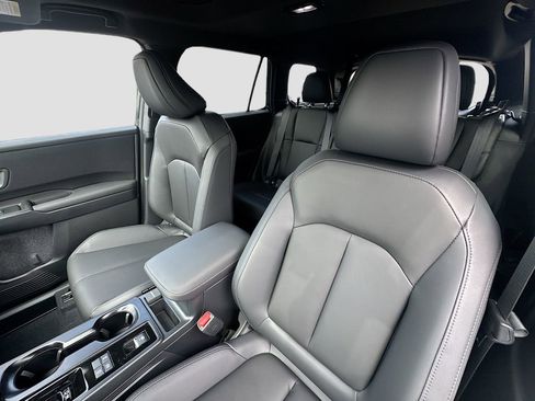 New 2026 Subaru Outback Premium image 19